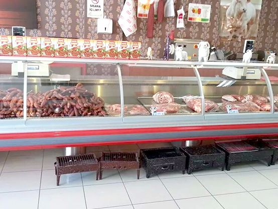 Shelves For Aisles And Other Metal Furniture