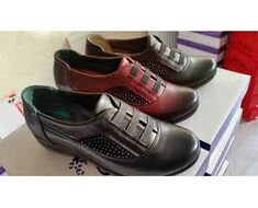 Shoe