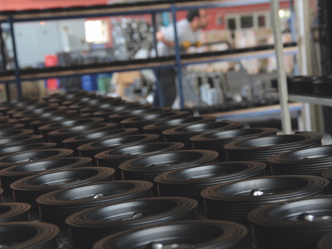 Piezas De Repuesto De Automotor