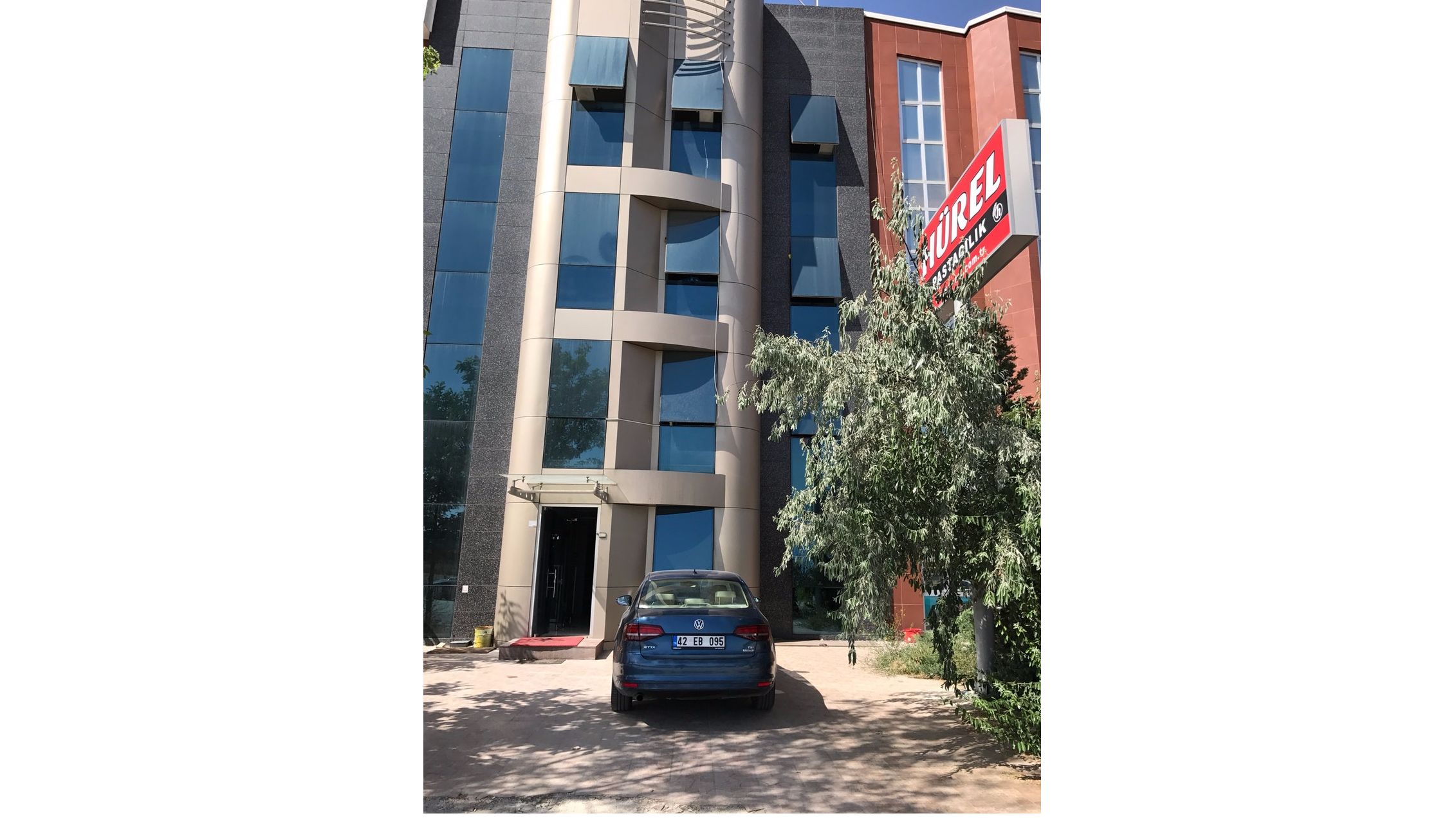 H&#xFC;rel Pastac&#x131;l&#x131;k