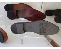 Shoe