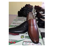 Shoe