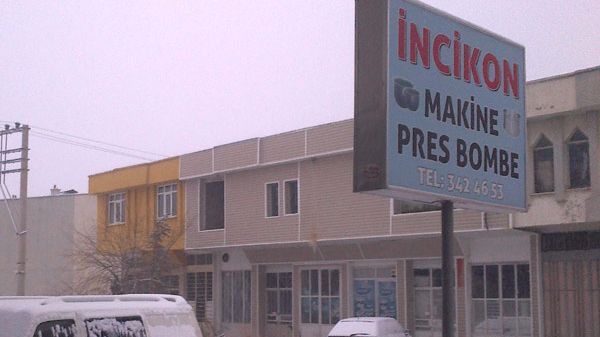 &#x130;ncikon Makina Pres Bombe