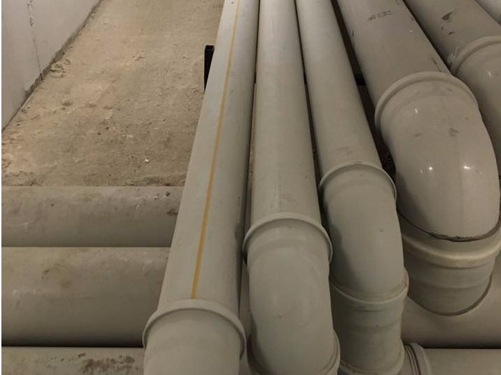 مأسورة بلاستيكية