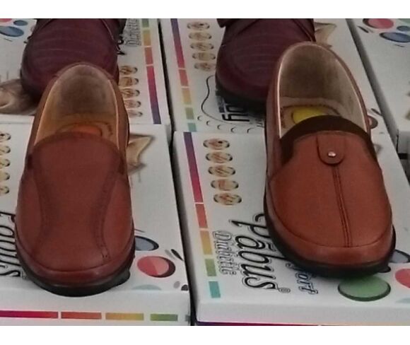 Shoe