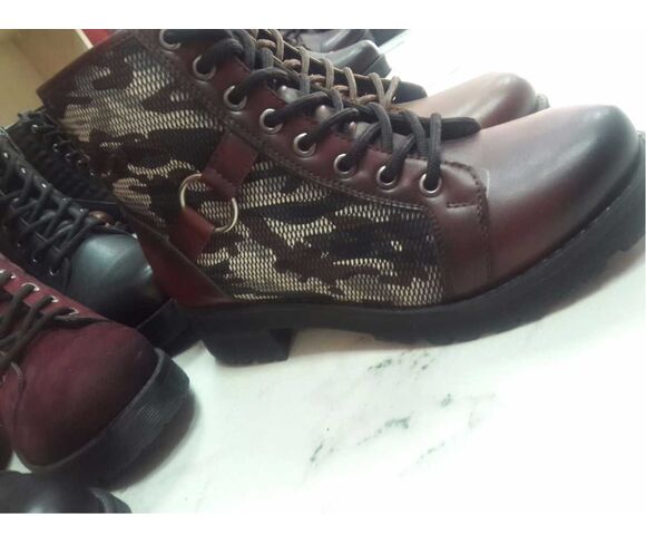 Shoe