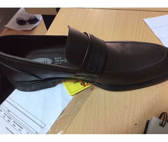 Shoe