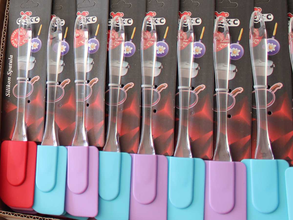 Pièces En Plastique