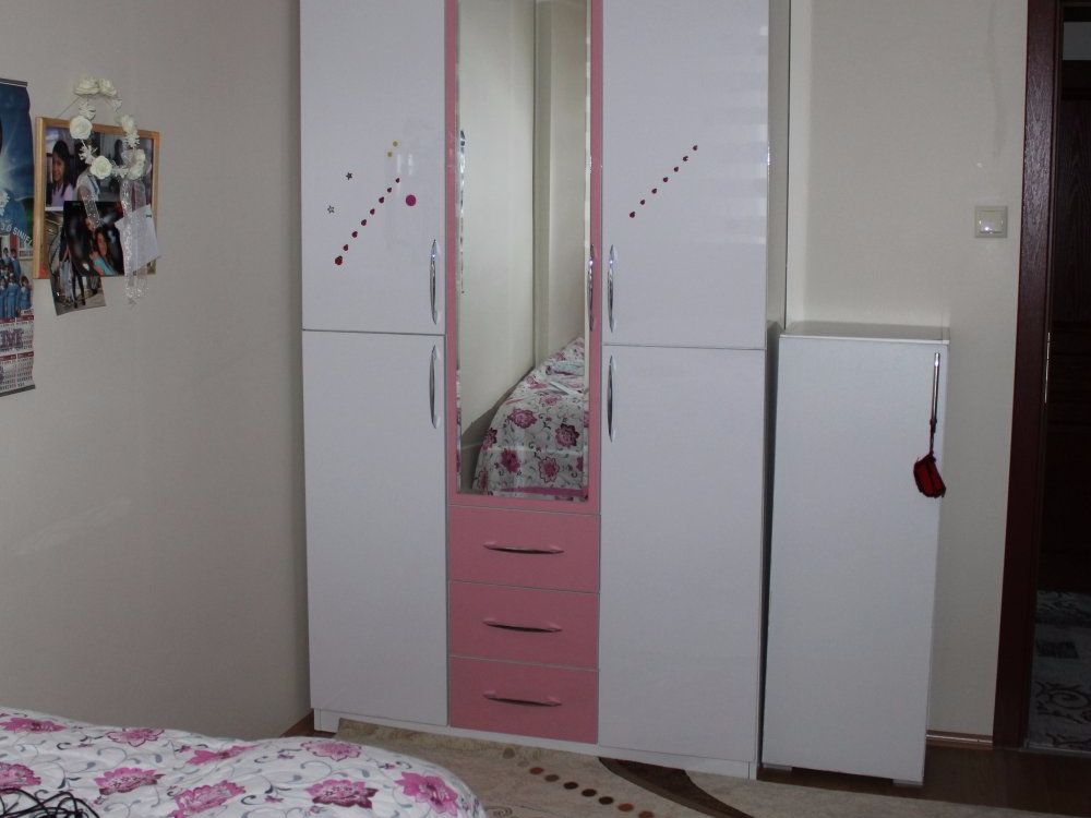 Children's Room Furniture