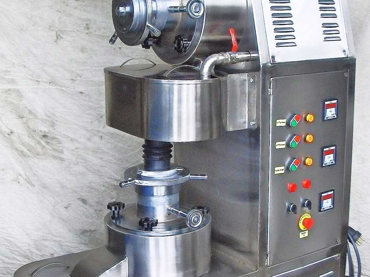 ماكينة الطحين