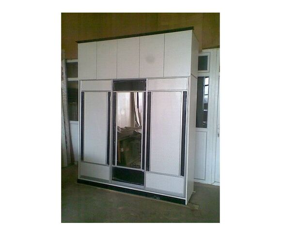 Schrank, Schrein,Chiffonniere