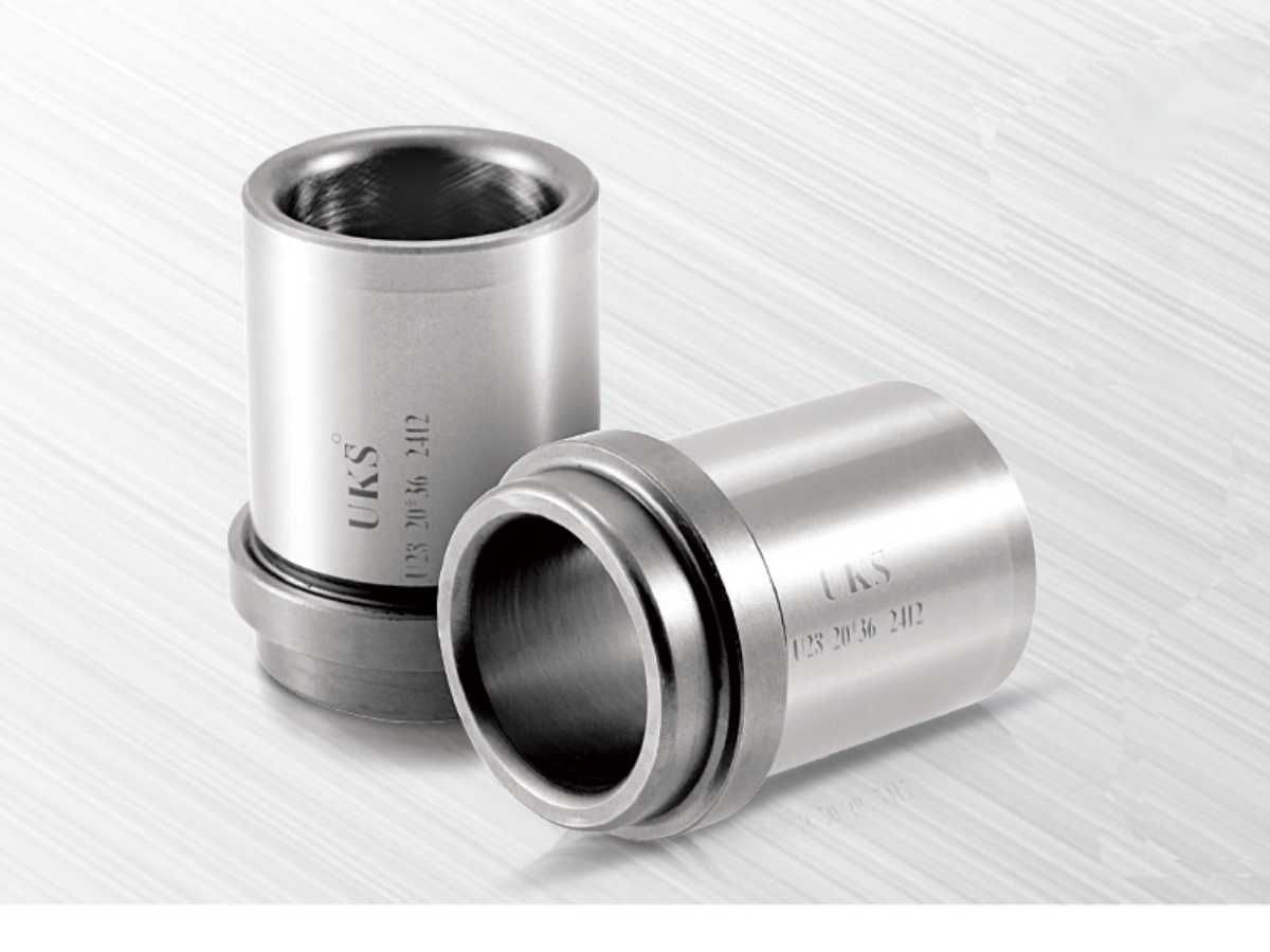 الكرة قصيرة البطانة