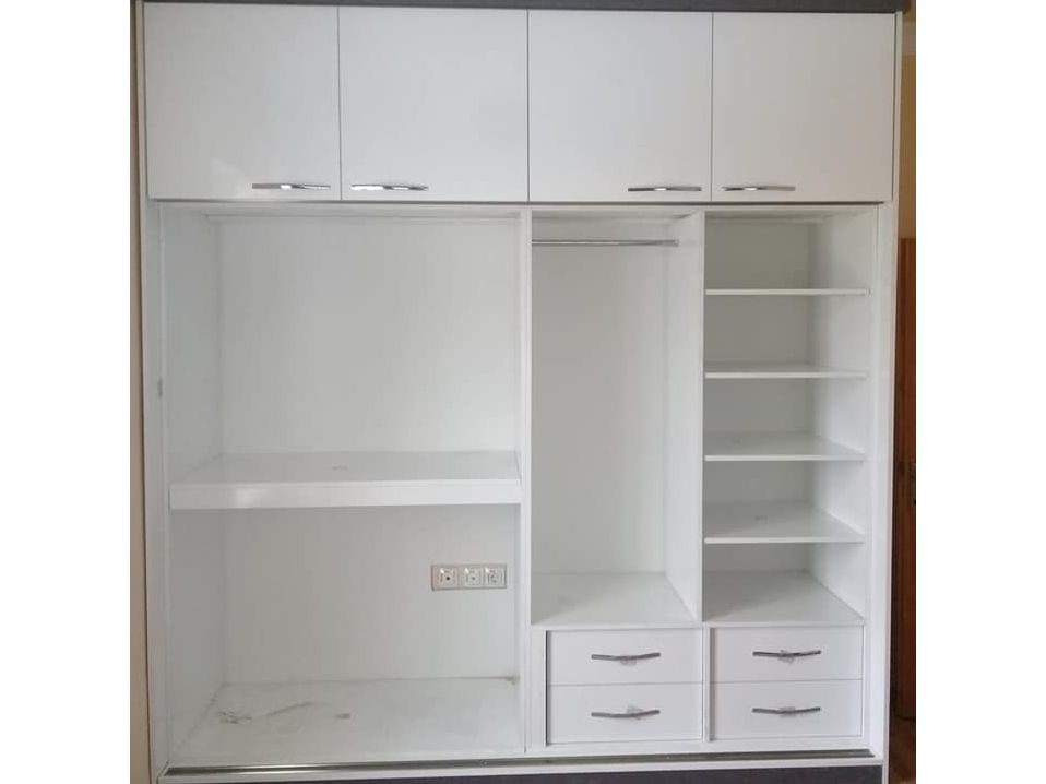 Schrank, Schrein,chiffonniere