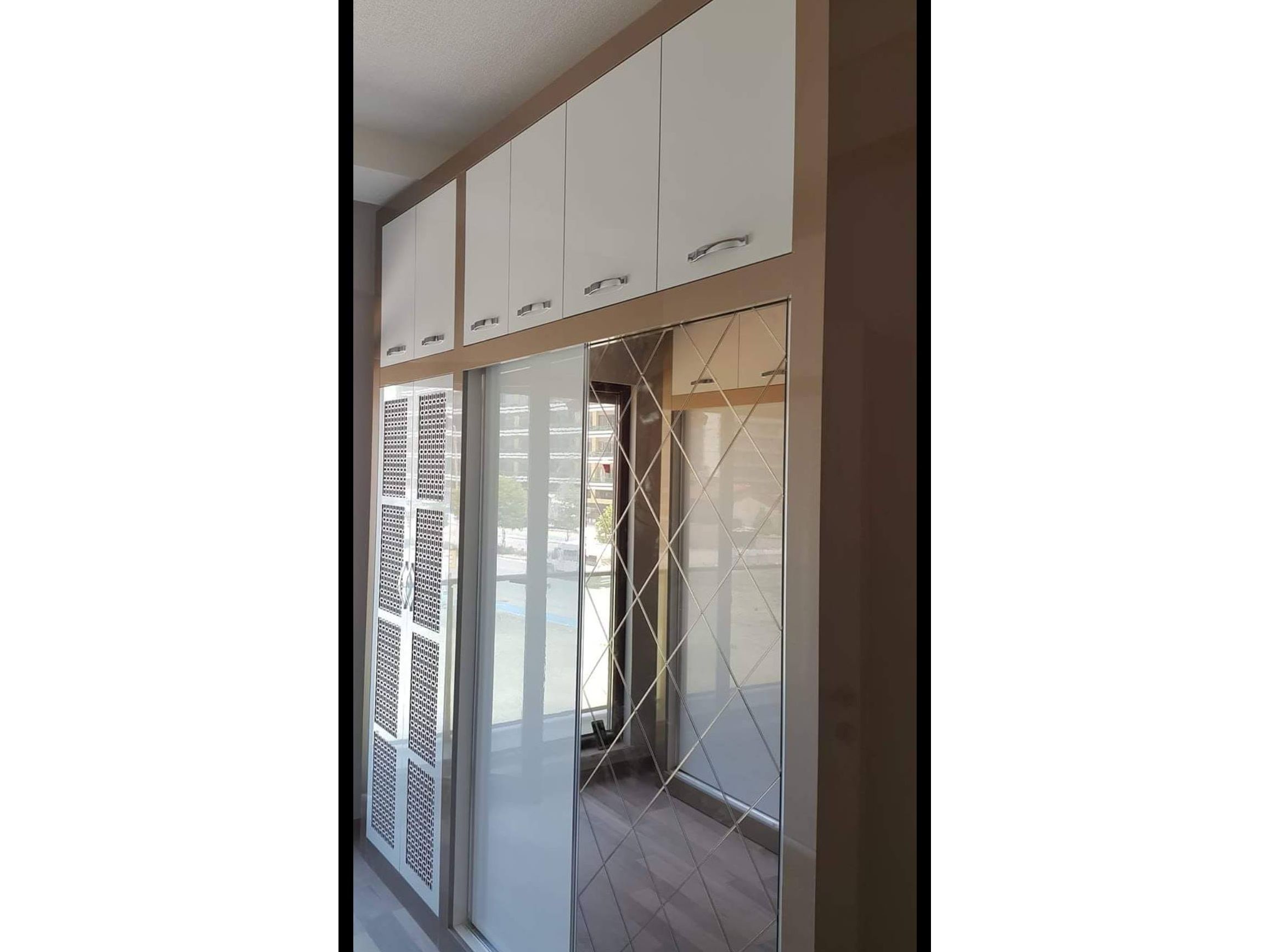 Schrank, Schrein,chiffonniere