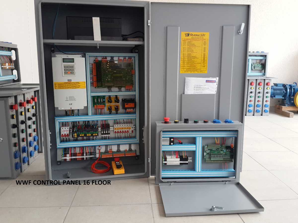 لوحة المصعد