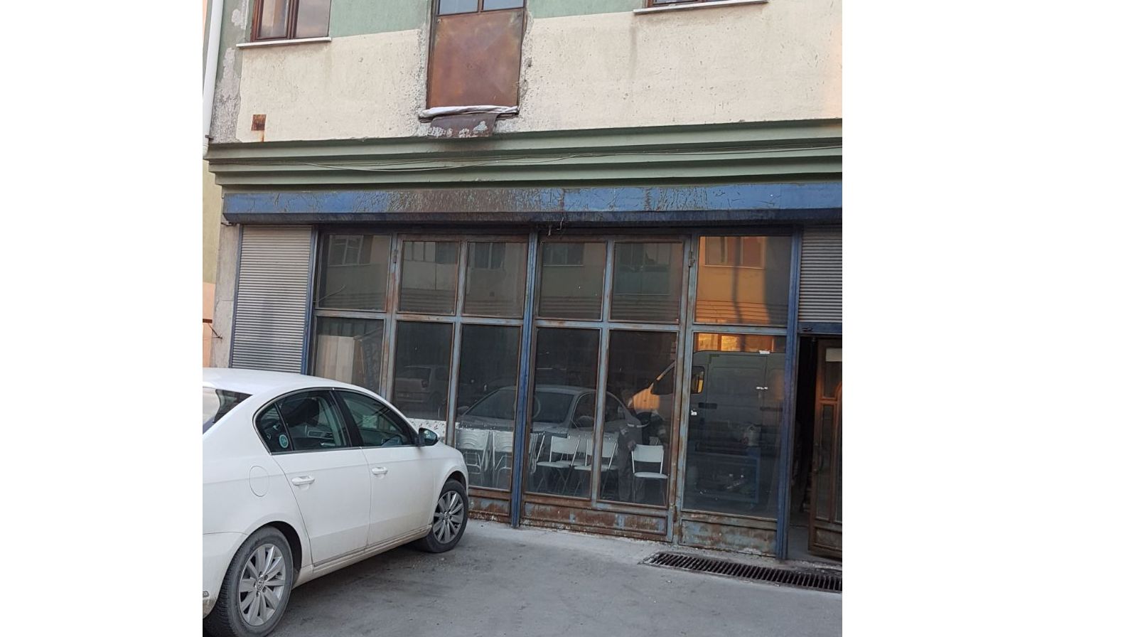 Nazifo&#x11F;lu Madeni E&#x15F;ya