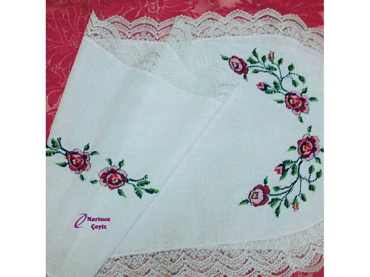 غطاء الطاولة