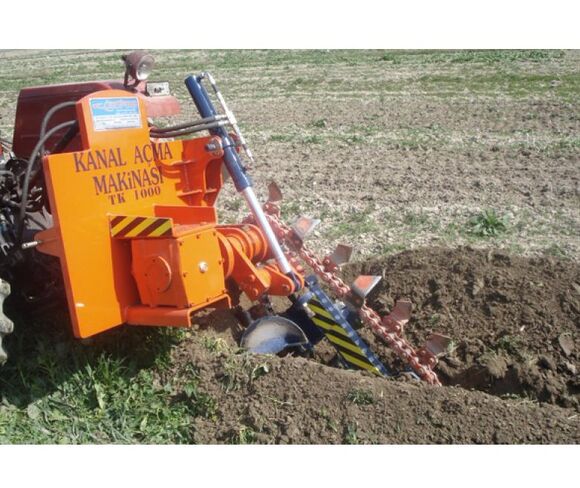 Trenching machine