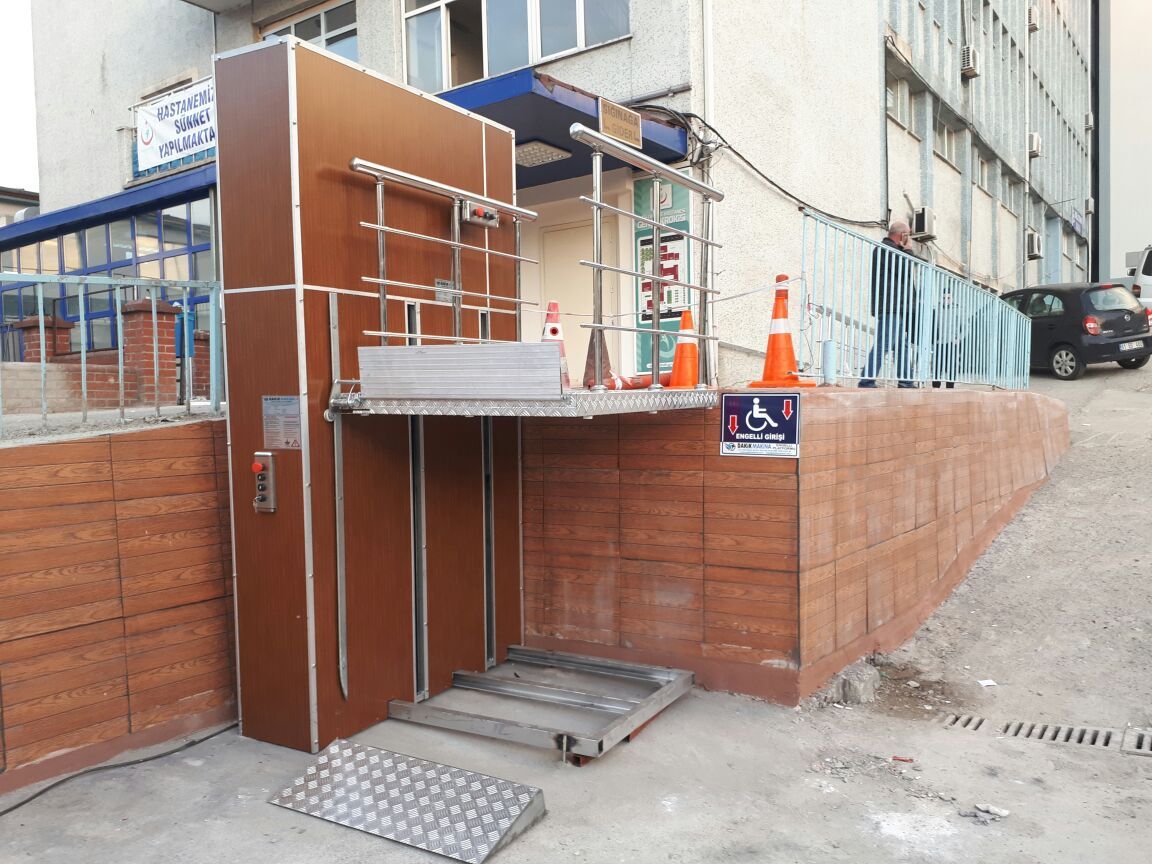 Ascensor Vertical Para Discapacitados De Plataforma