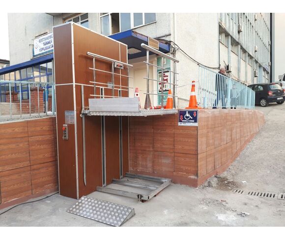 Vertical Platform disabled Elevator