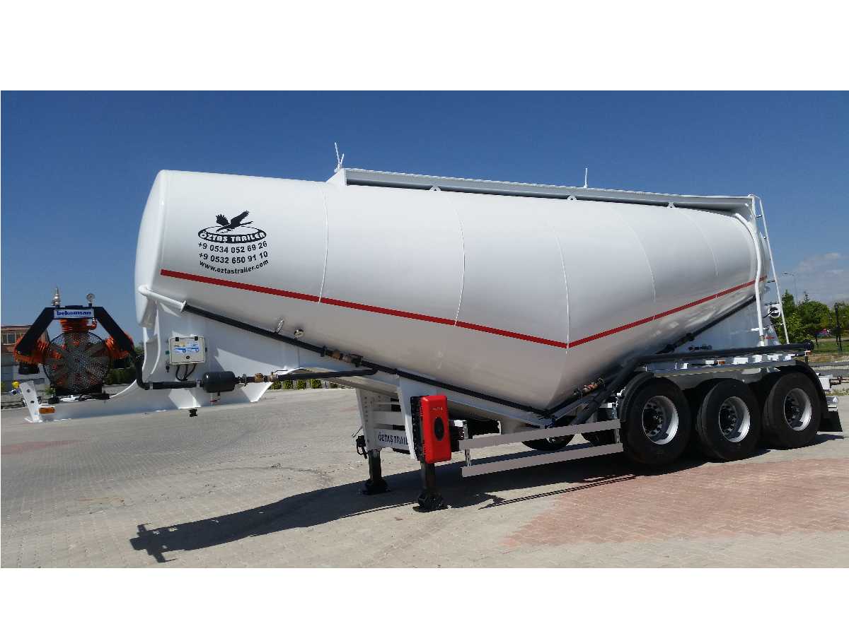 Remolque De Carga Seca