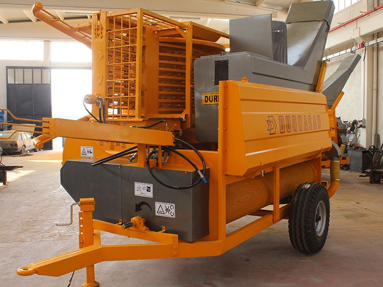 آلة حصاد القرع