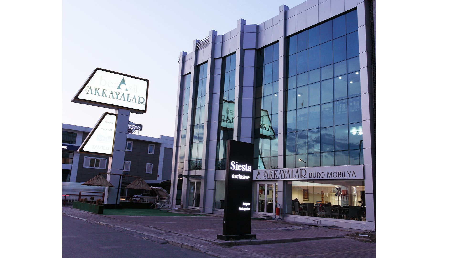 B&#xFC;y&#xFC;k Akkayalar Madeni E&#x15F;ya San. Tic. Ltd. &#x15E;ti. 