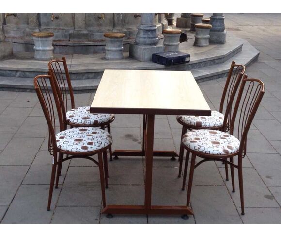 Chair-Table