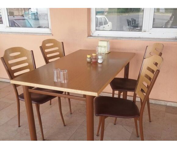 Chair-Table
